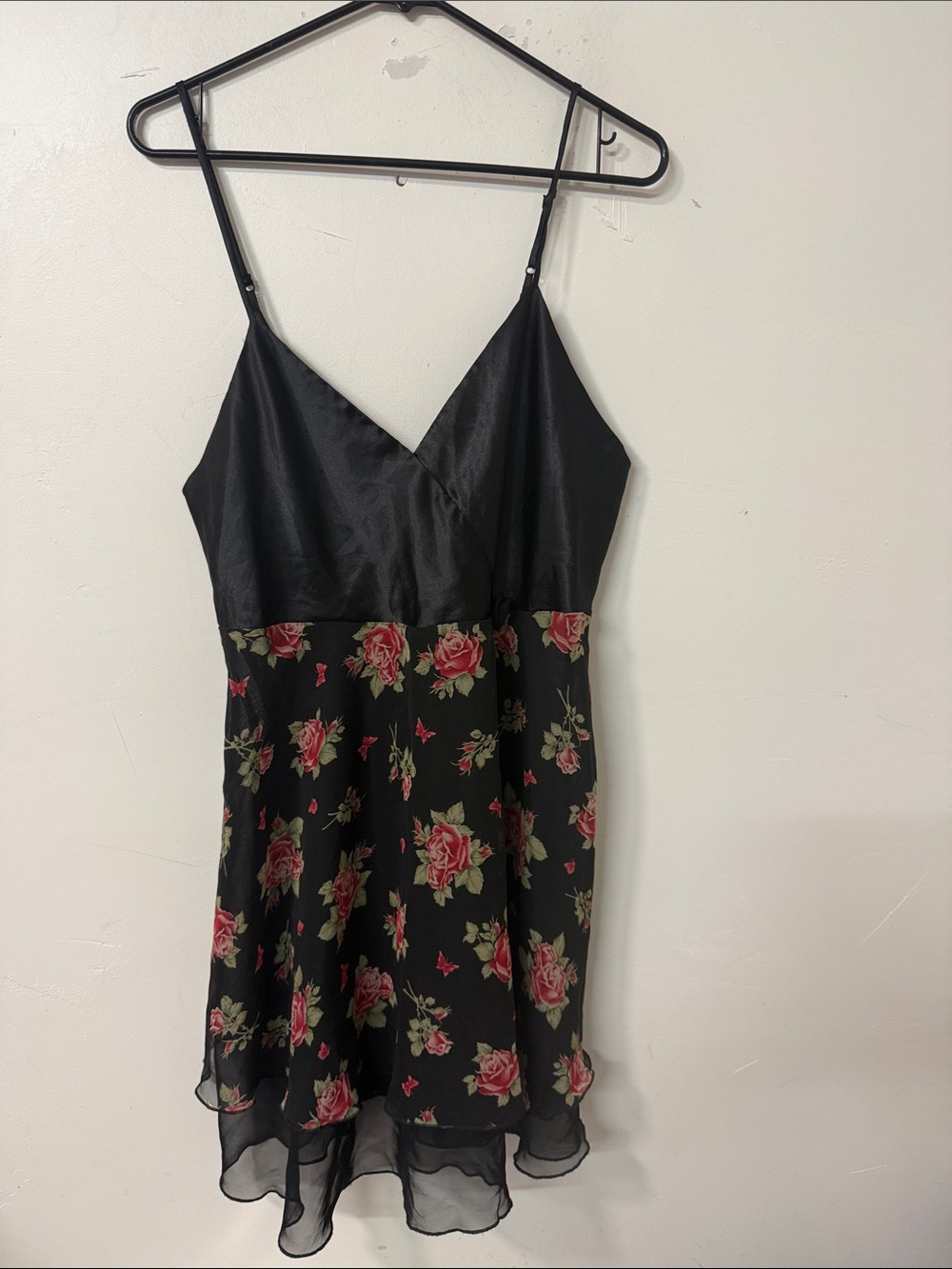 Floral Black Satin-Top Chemise with Rose Print
